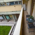 Italianflat - Elegant 2 Bedrooms With Balcony, 5 Min Walking From Arena