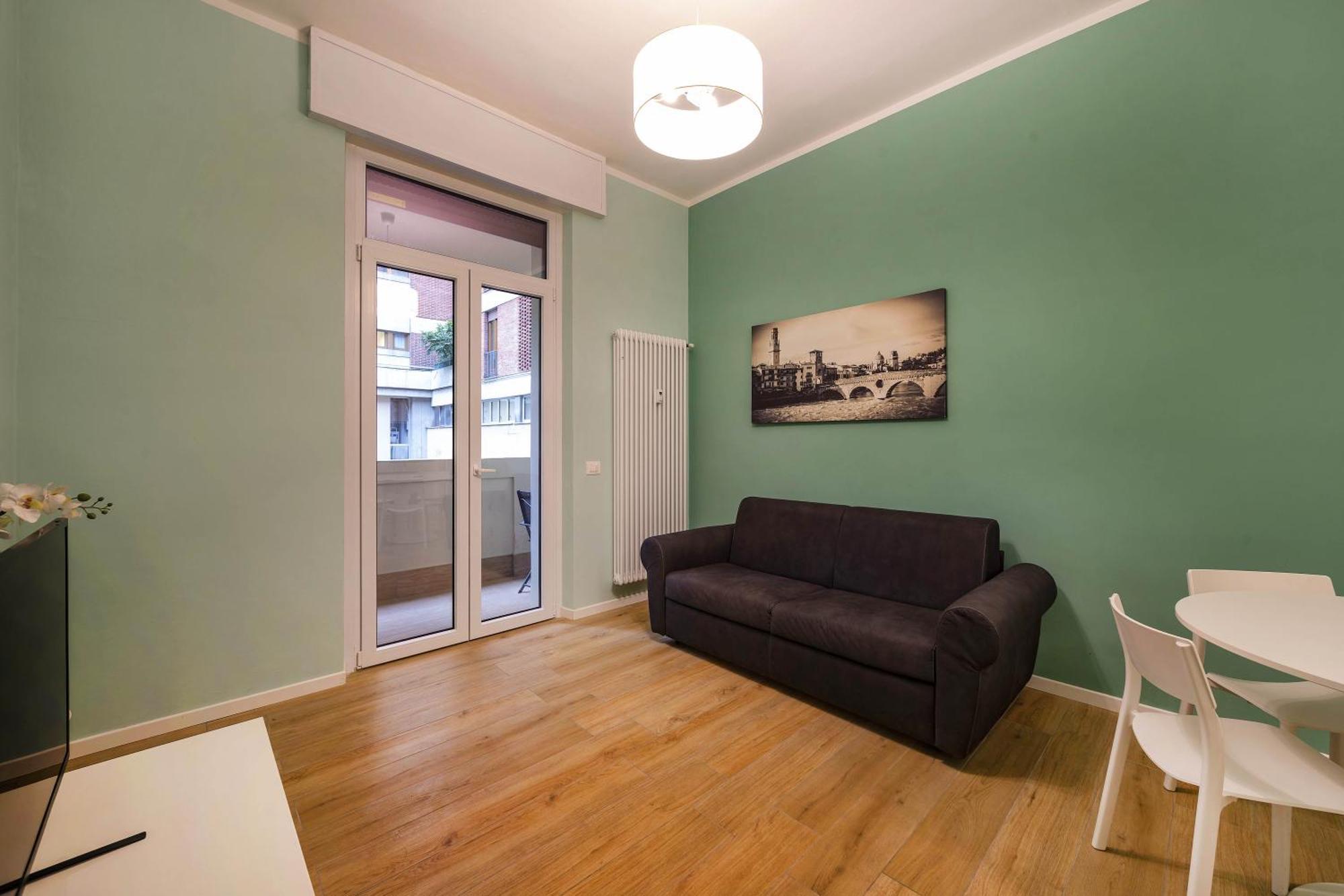 Apartment Italianflat - Elegant 2 Bedrooms With Balcony, 5 Min Walking From Arena