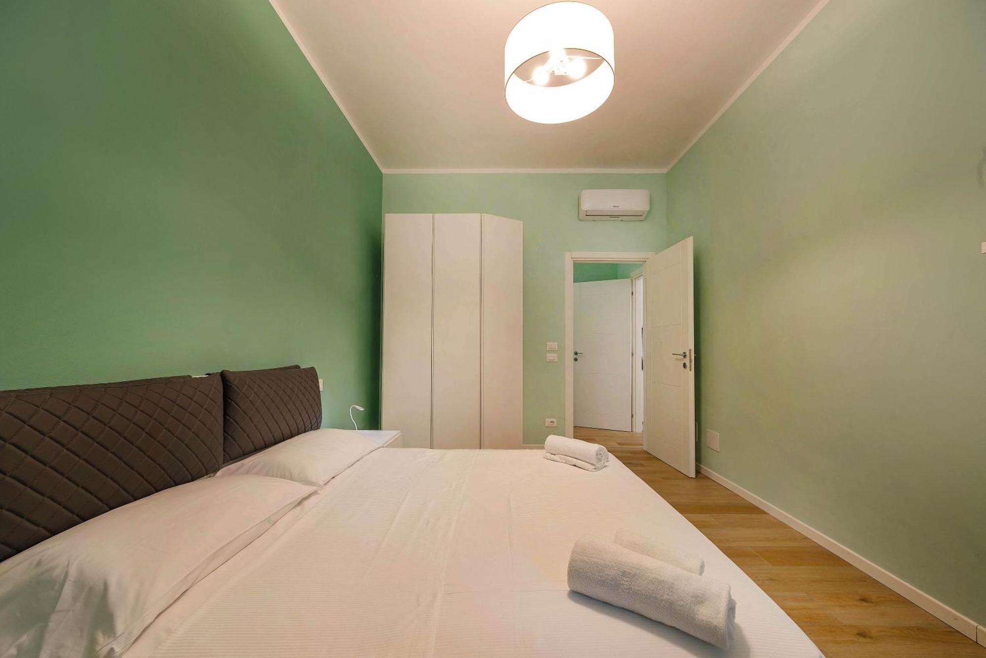 Apartment Italianflat - Elegant 2 Bedrooms With Balcony, 5 Min Walking From Arena Verona